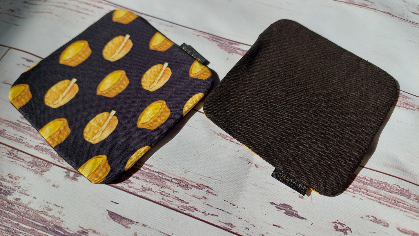 HKH06 Tea Coaster (Set of 2)