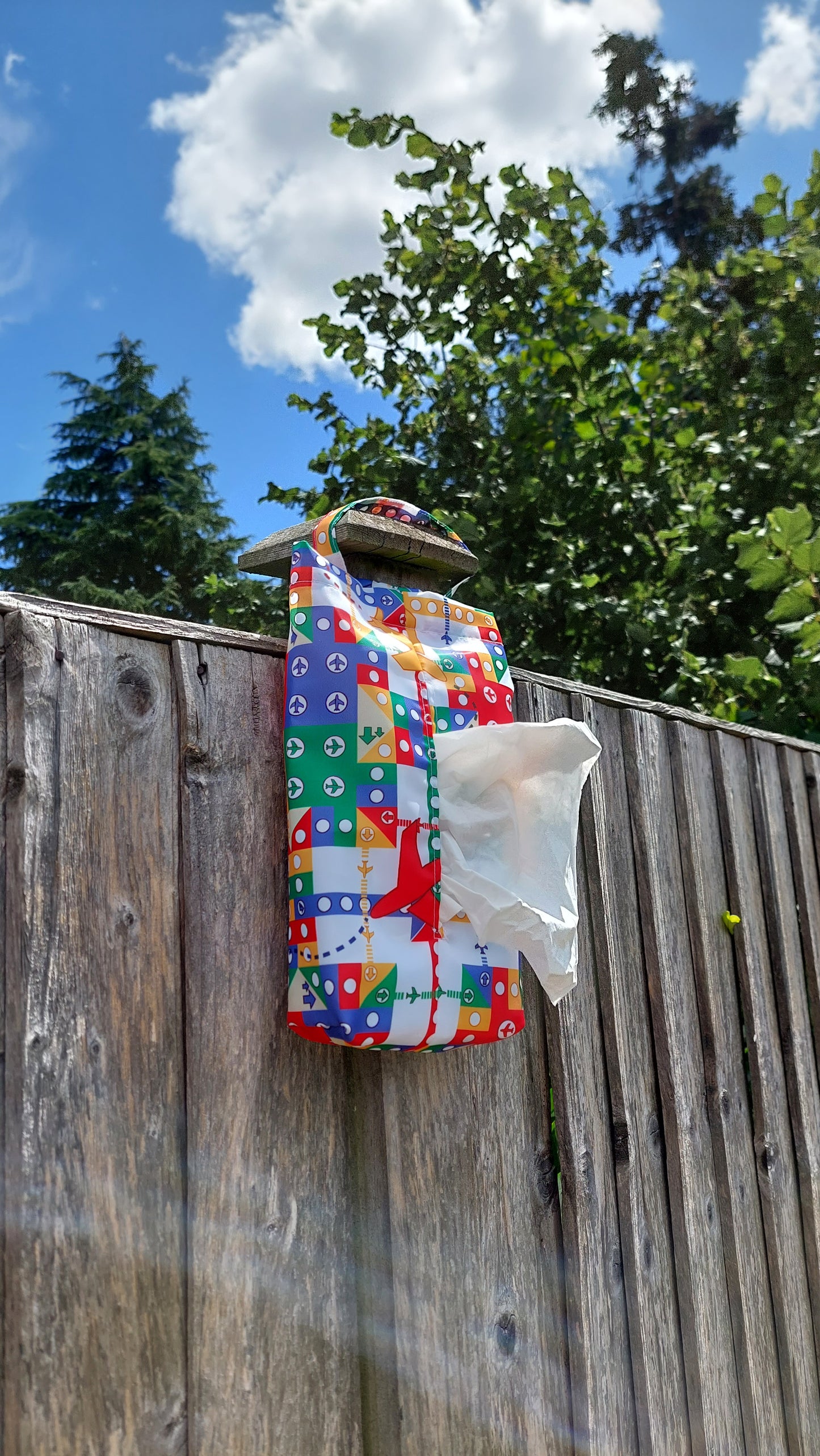 HKH03 Hanging Tissue Box Holder