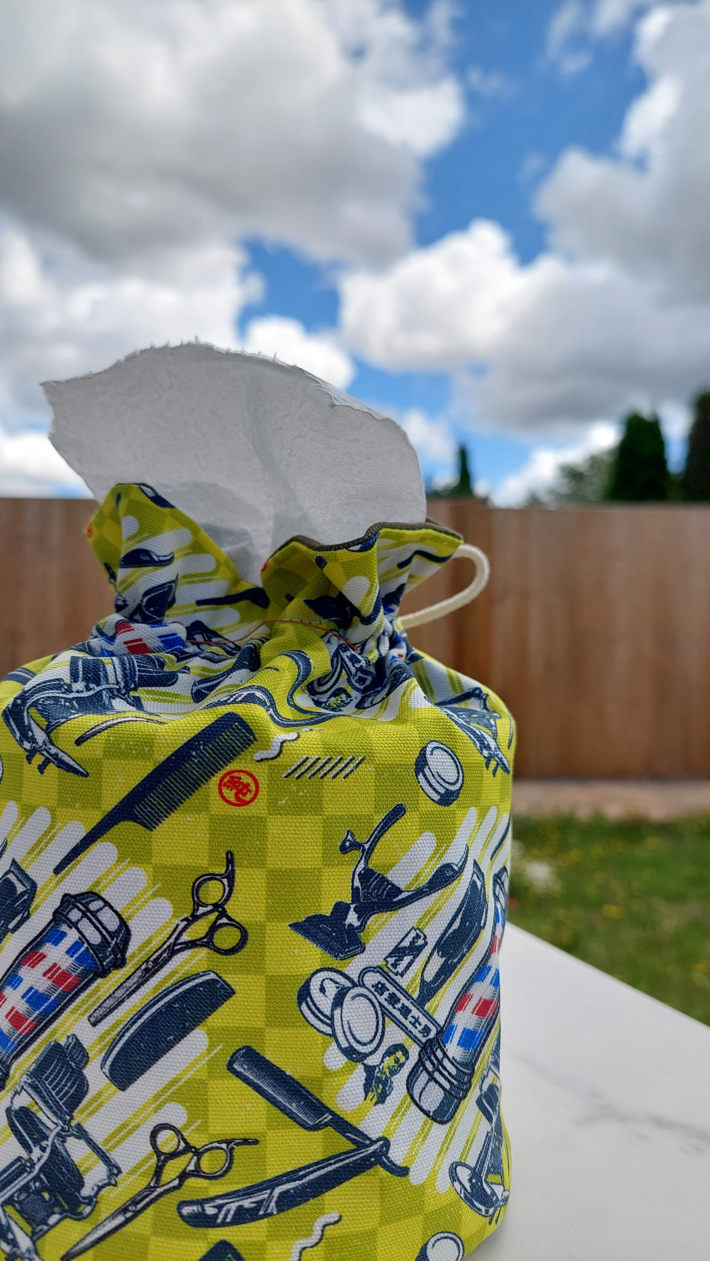 H01 Tissue Roll Holder