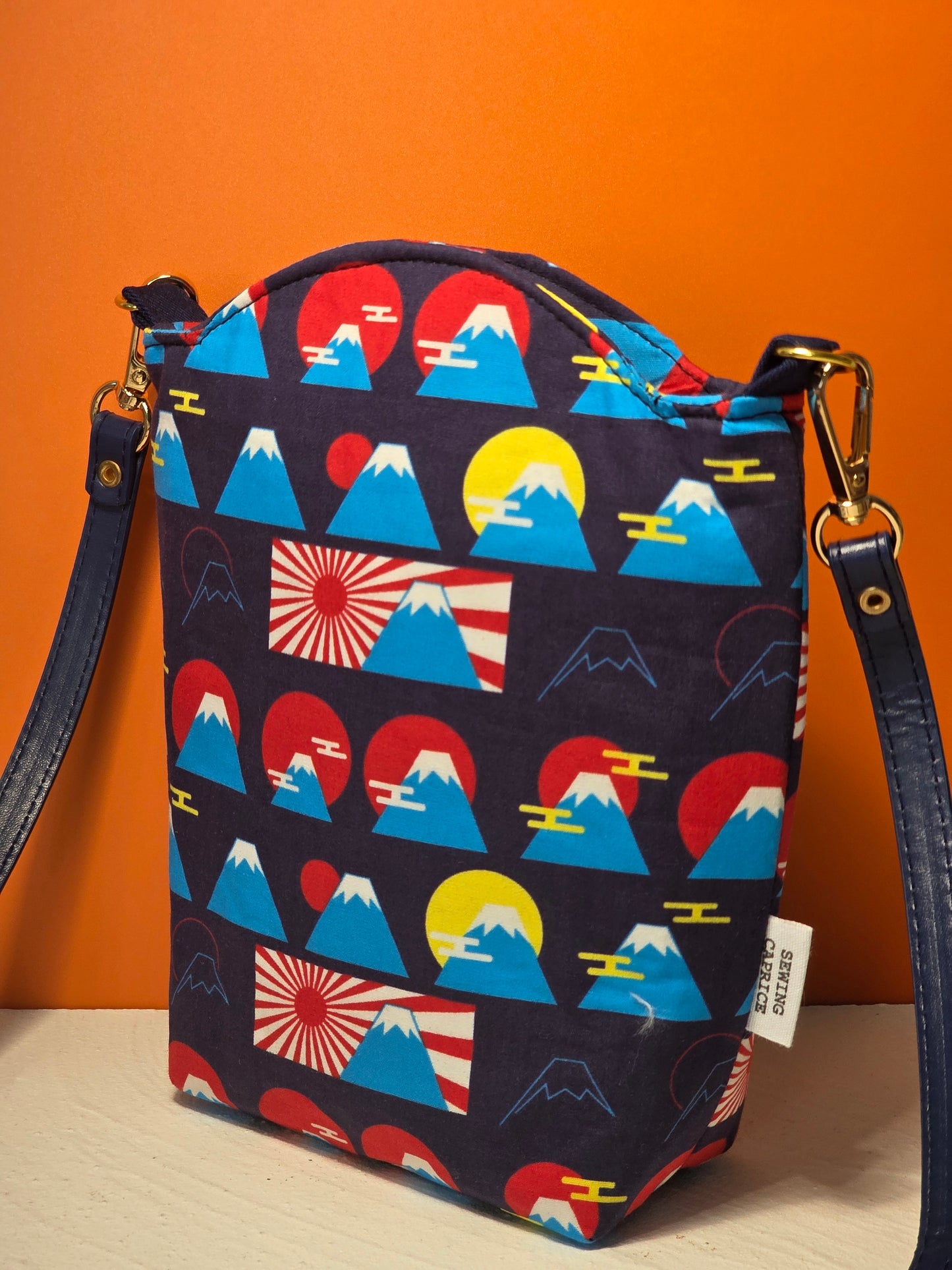 B11 Crossbody Bag (L)