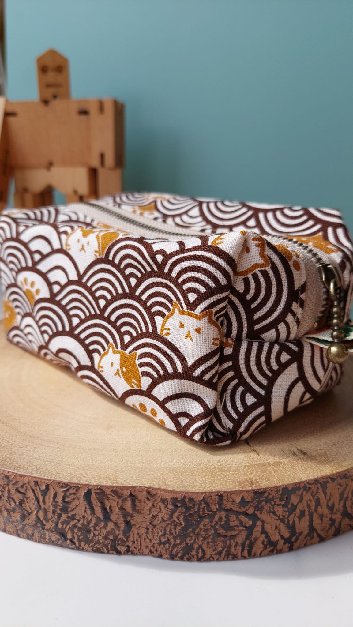 B03 Cosmetic Bag