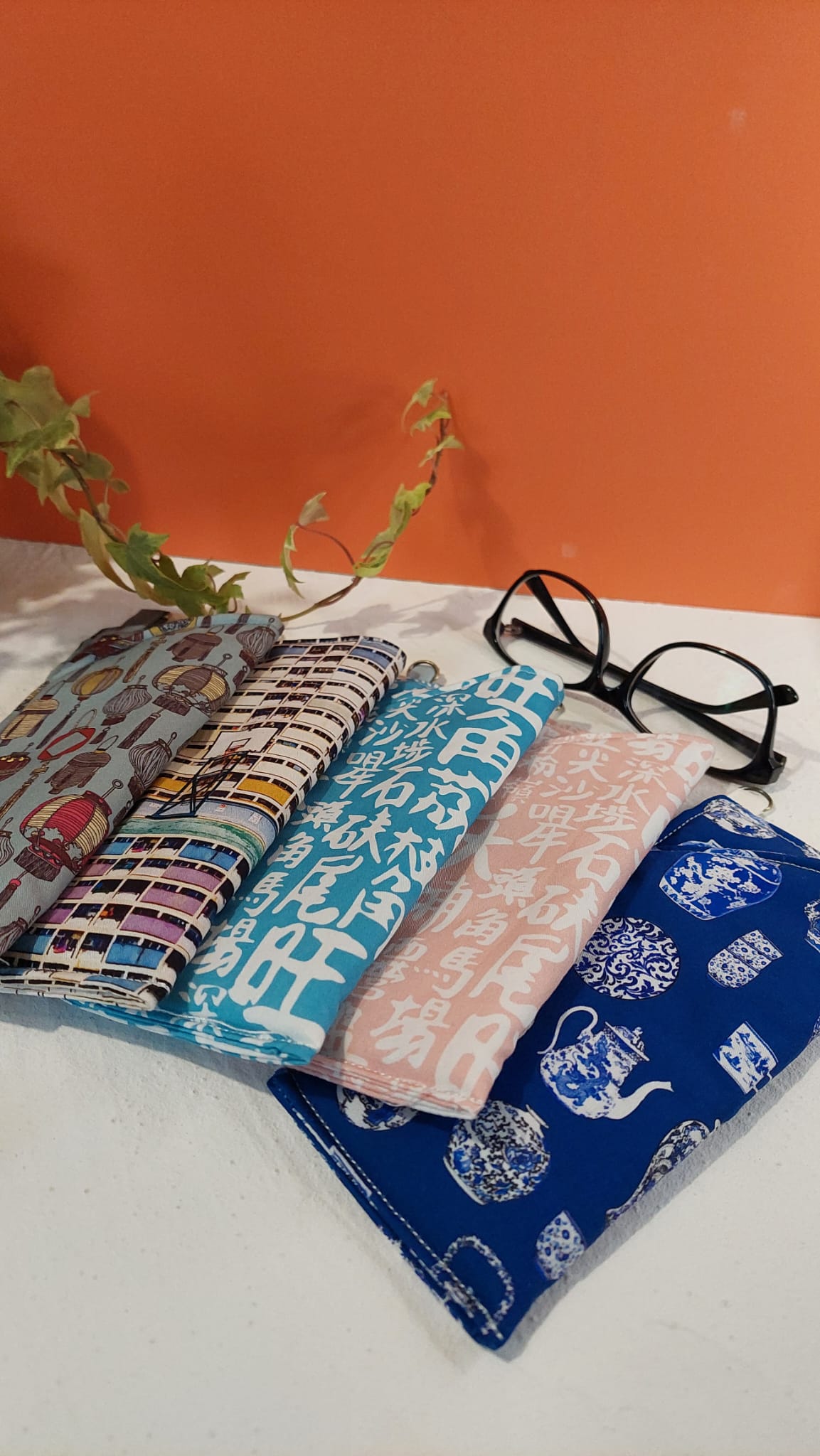 HKS04 Glasses Holder