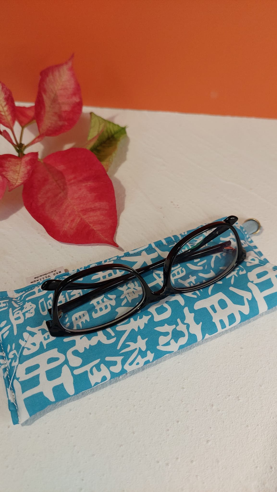 HKS04 Glasses Holder