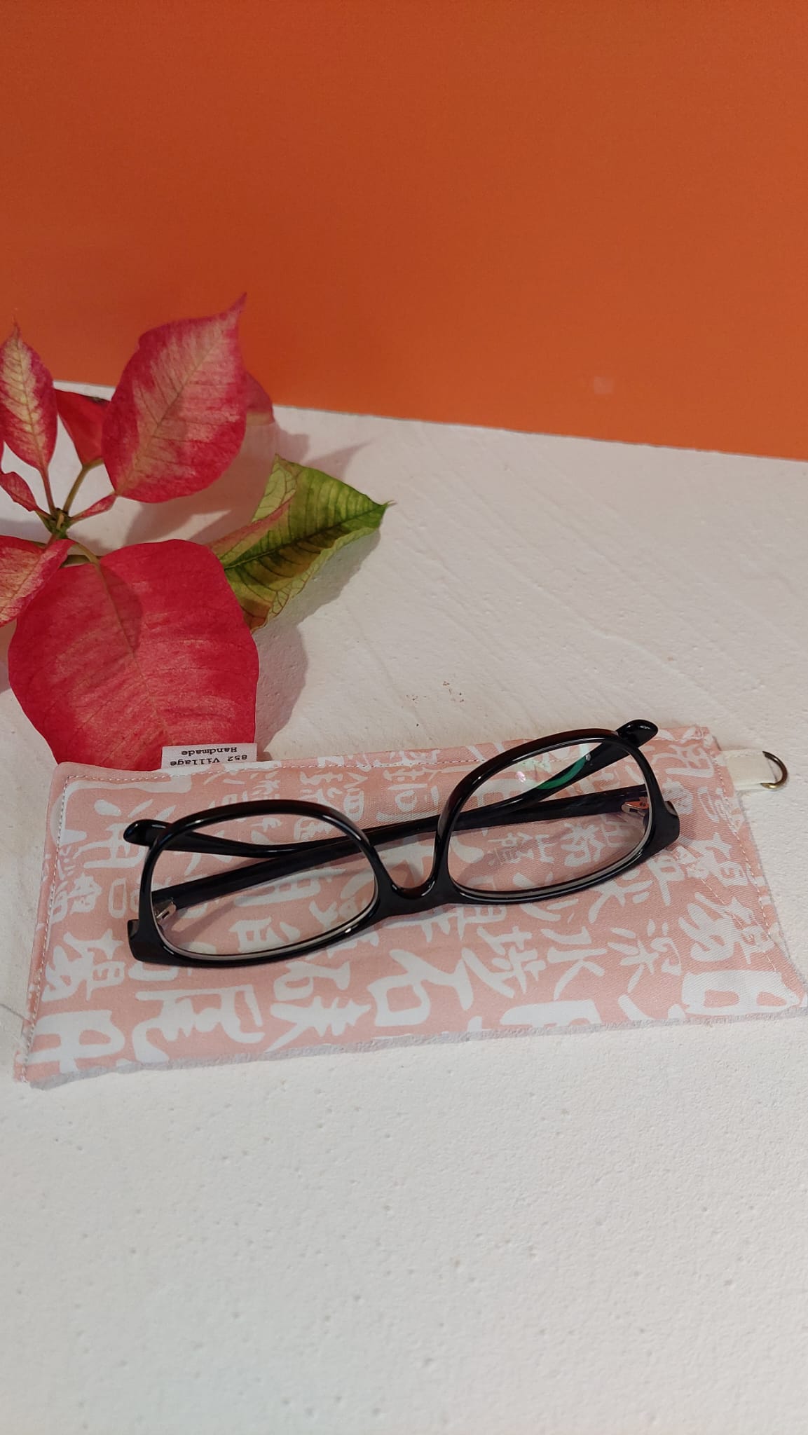 HKS04 Glasses Holder