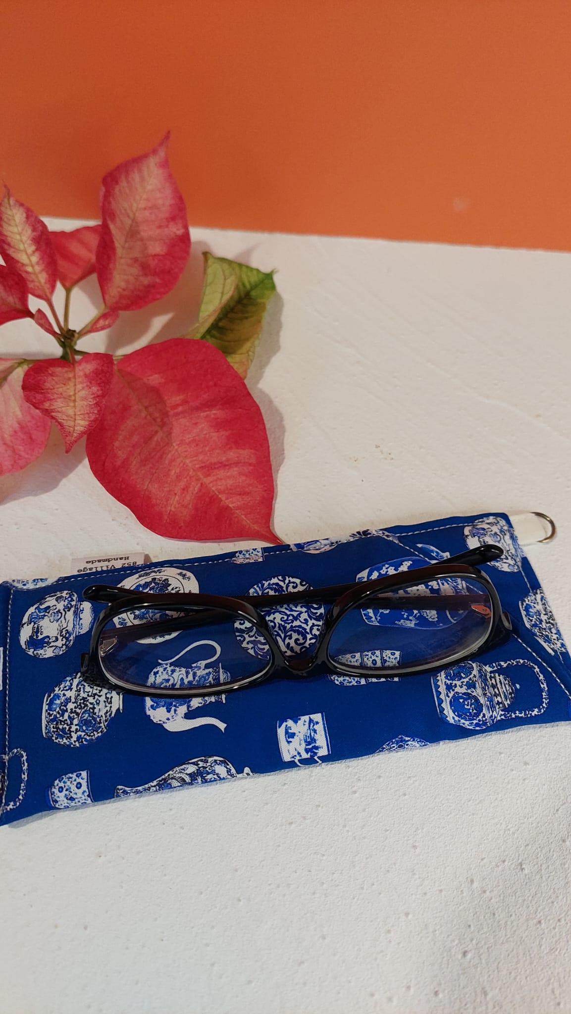 HKS04 Glasses Holder