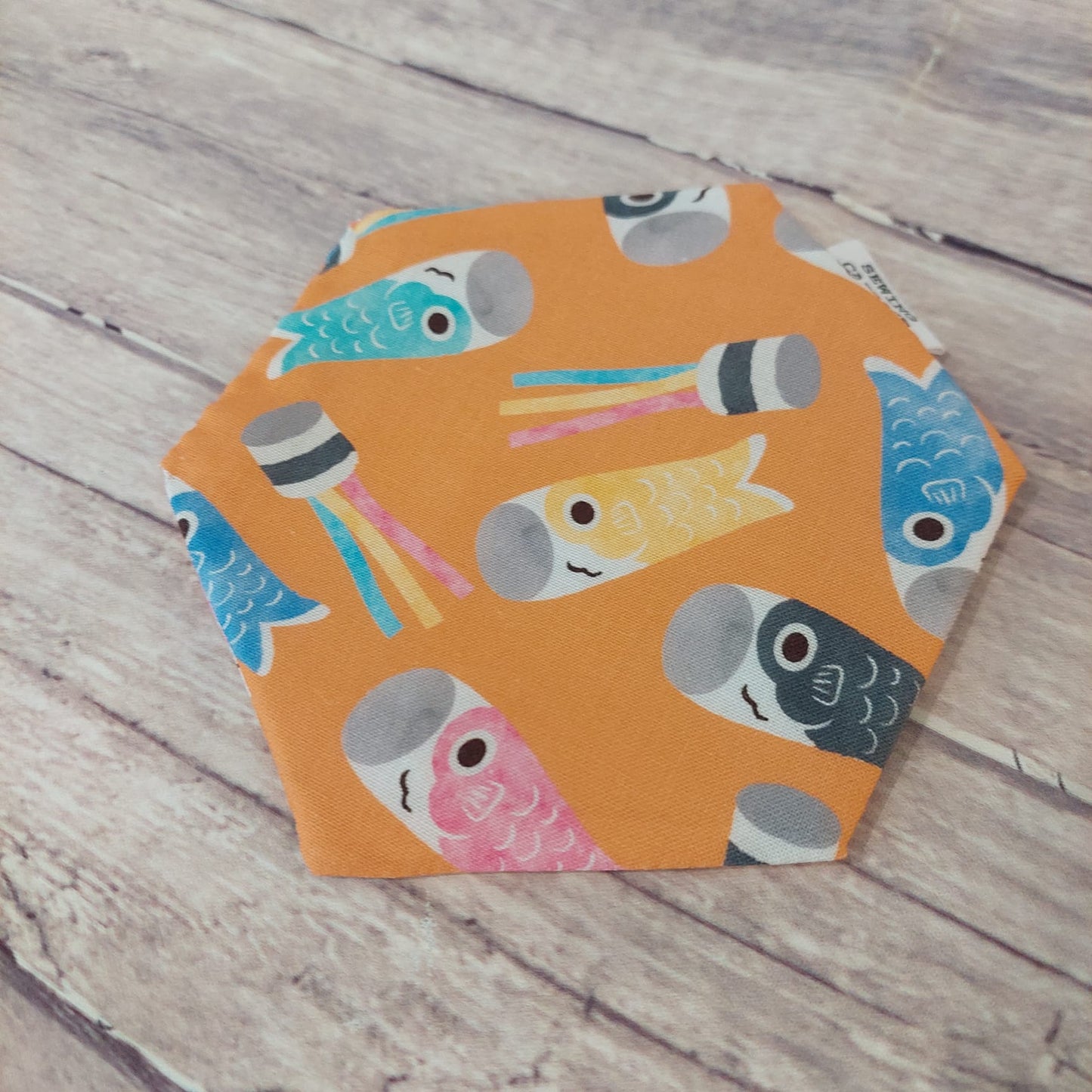 H09 Hexagonal Tea coaster (Set of 2)