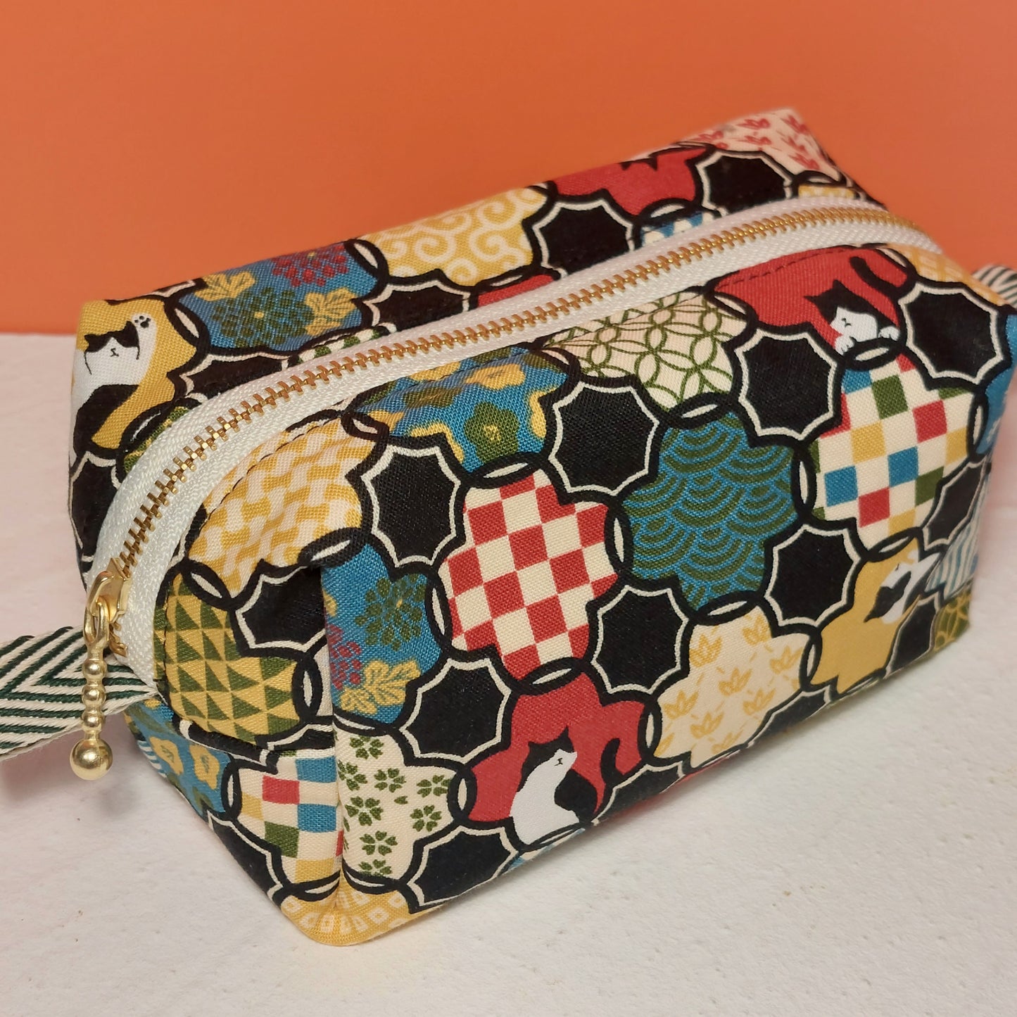 B03 Cosmetic Bag