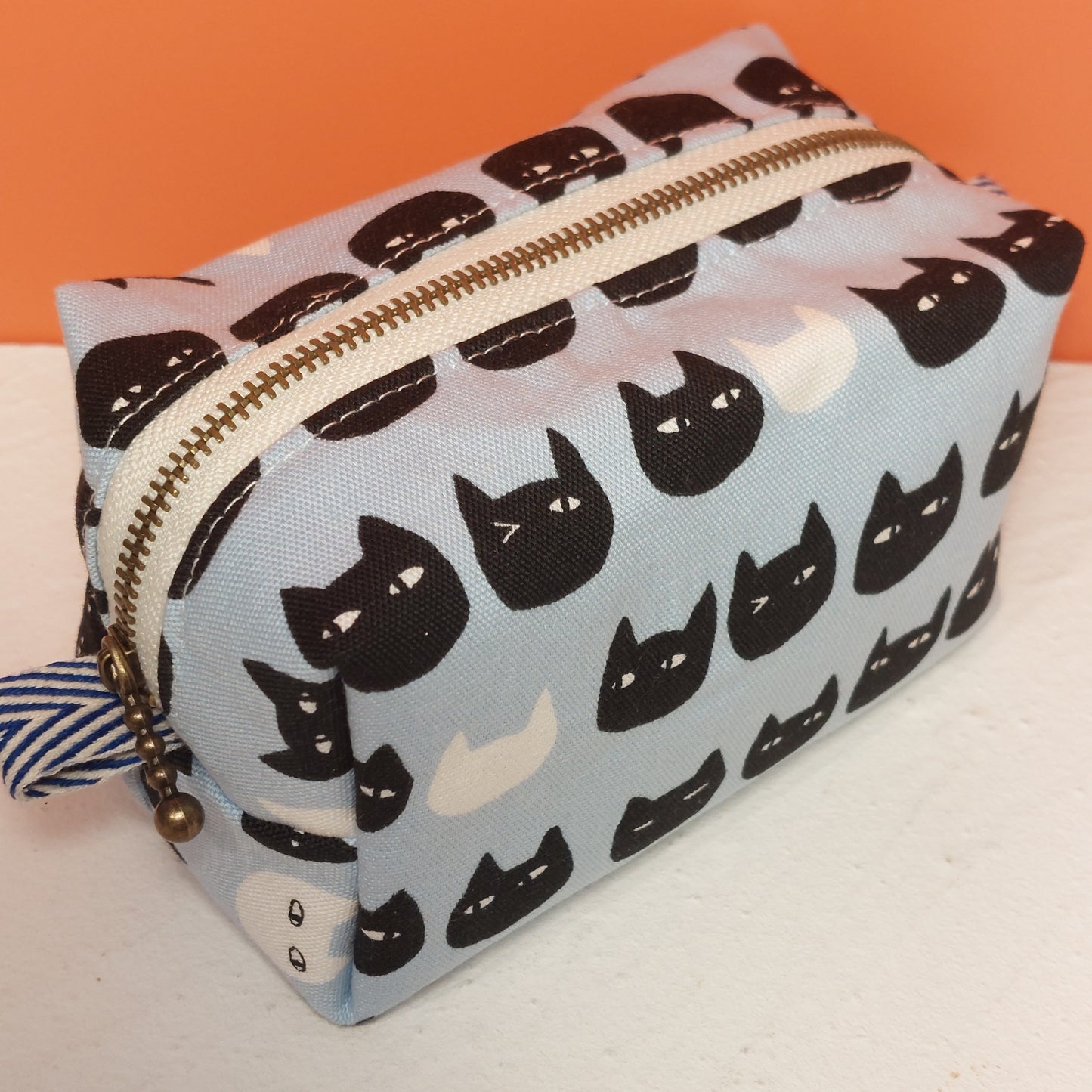 B03 Cosmetic Bag