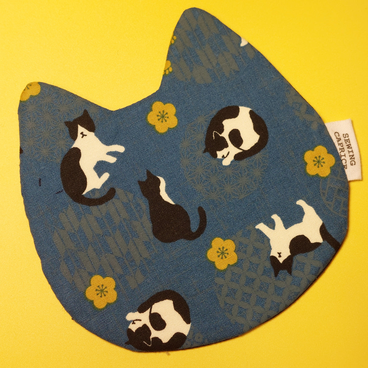 Handmade Cat-Shaped Fabric Tea Coasters (Set of 2)