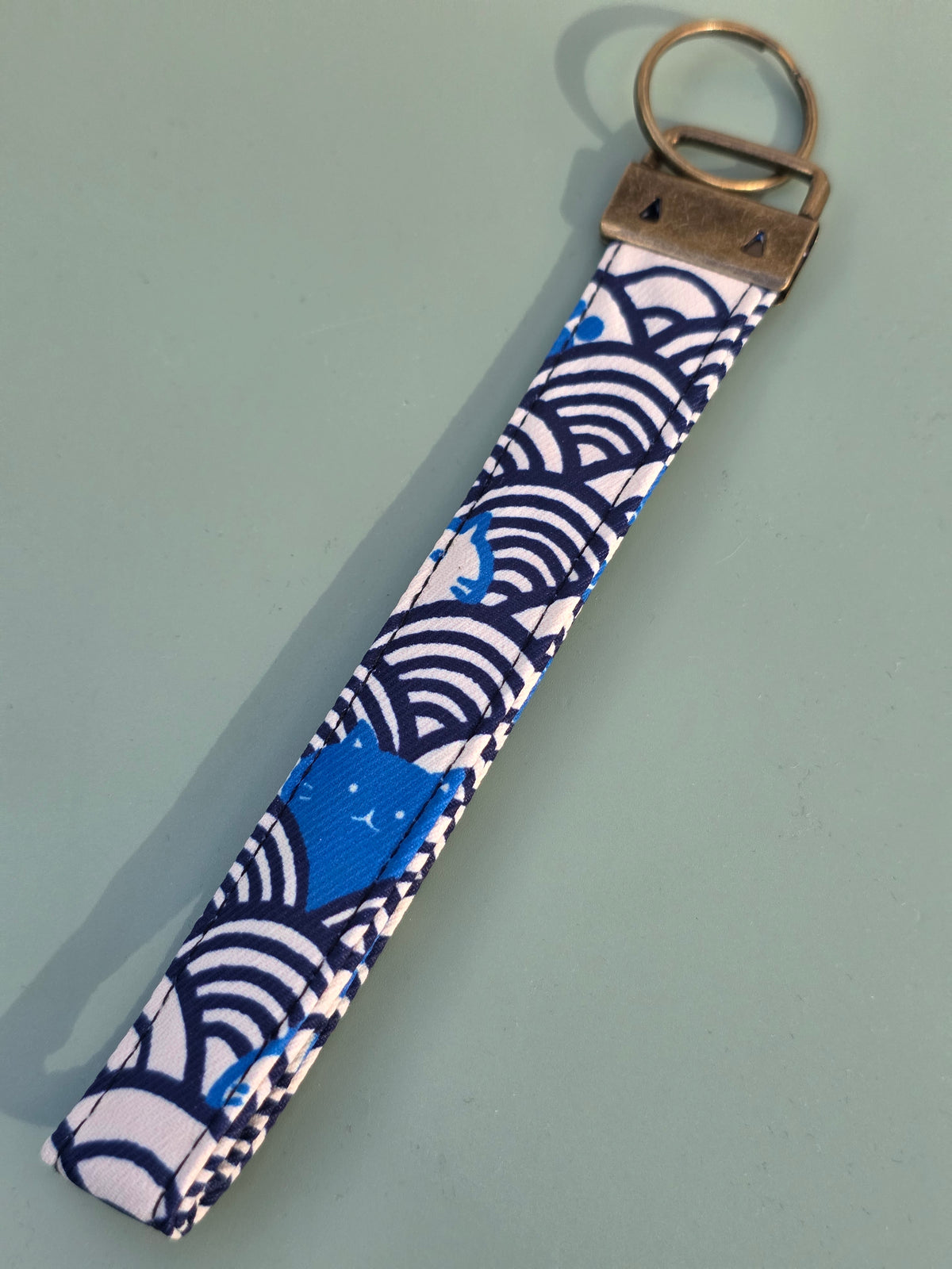 Stylish Wristlet Keychain for Keys & Accessories