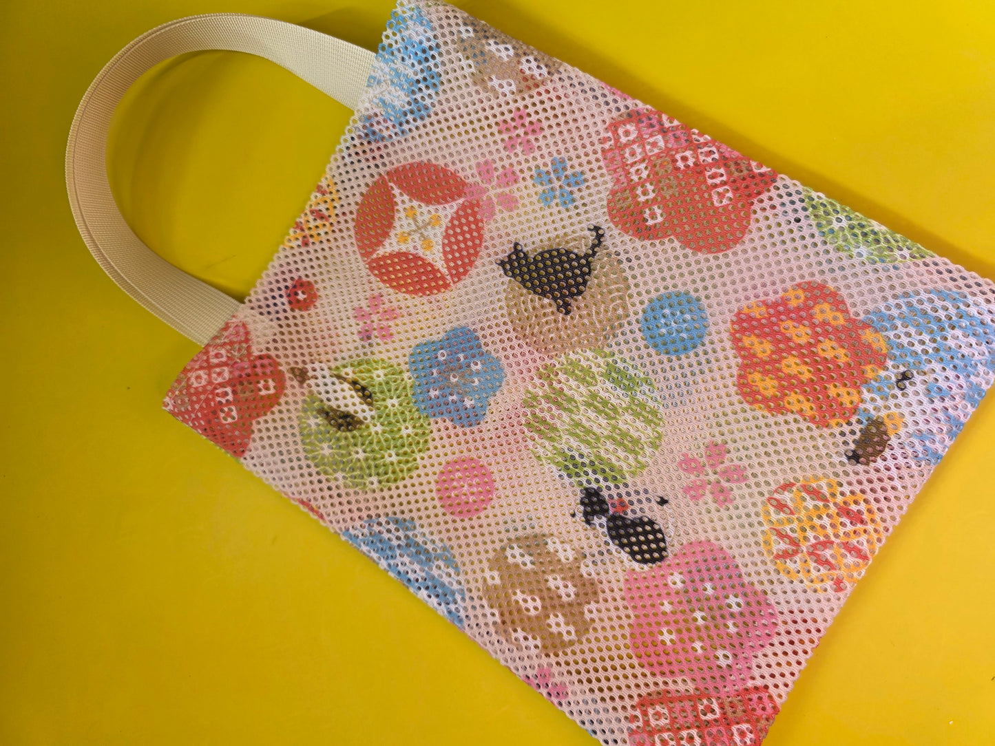 Kids Mesh Bag – Handmade Lightweight Children’s Bag for Toys, Toiletries & Everyday Essentials